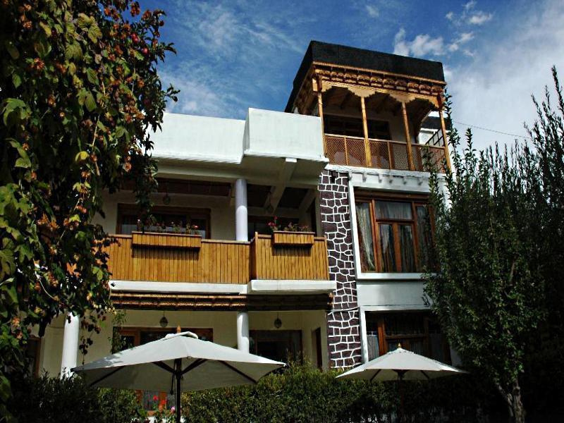 Hotel Pangong Лех Екстер'єр фото